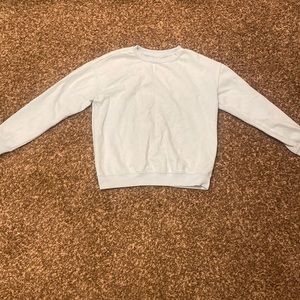 Long sleeve sweater/shirt